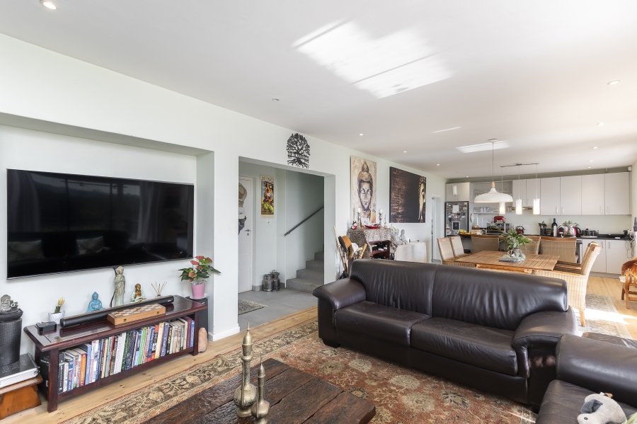 5 Bedroom Property for Sale in Jamestown Western Cape